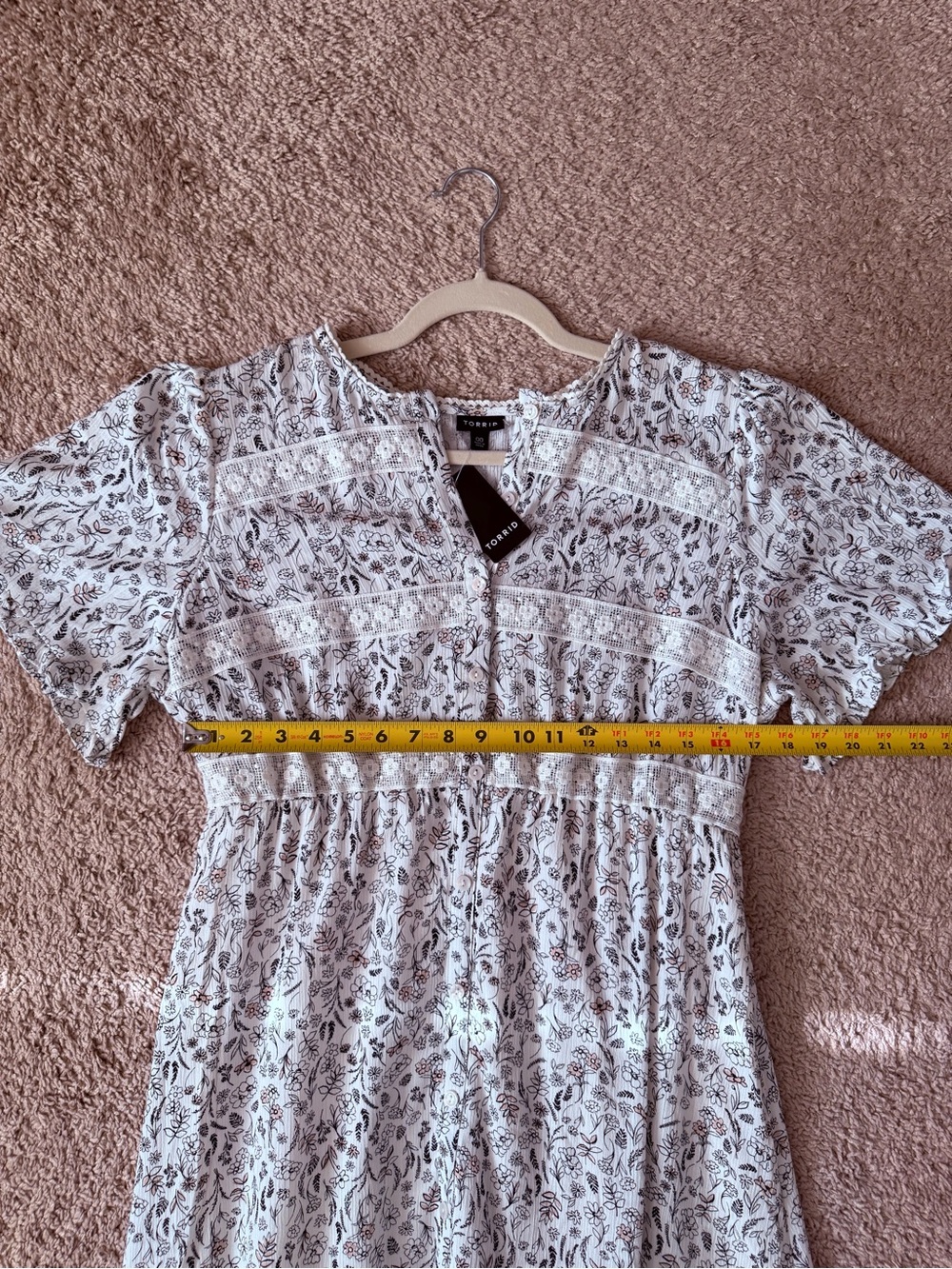 Torrid Maxi Dress Wash Gauze FloralLace Y-Neck Puff Ruffle Sleeves 00 M/L 10 NWT - Picture 13 of 16
